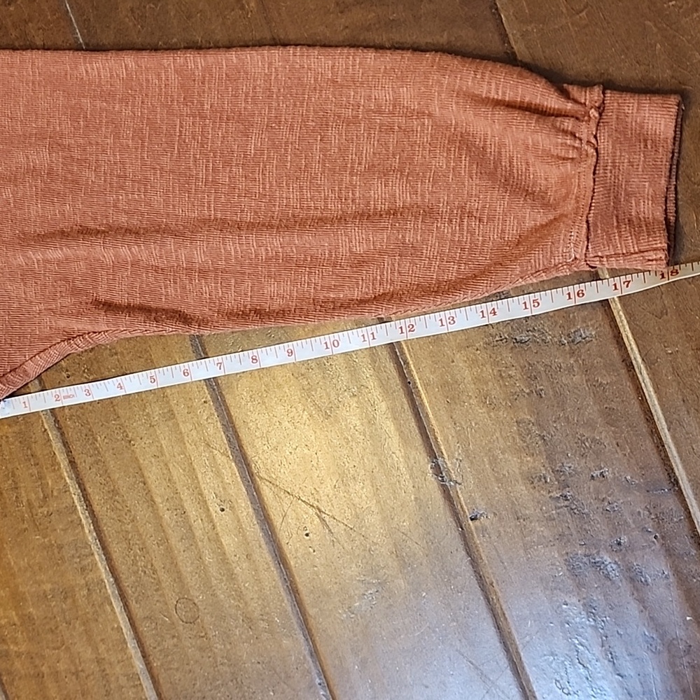 Pilcro Anthropolgie Rust Ruffled Raglan Longsleeve Crew Neck Thermal Top Flowy - Picture 6 of 9